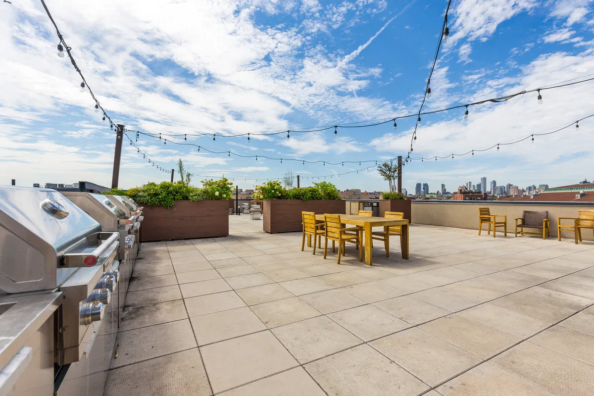 150 Union Avenue in Williamsburg : Sales, Rentals, Floorplans | StreetEasy