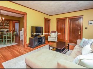 28 Pondview Rd #1, Arlington, MA 02474