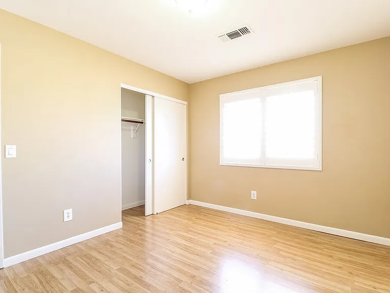 5174 W Geronimo St — Photo 14