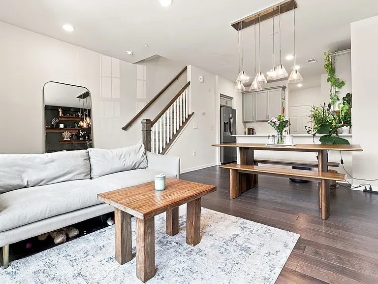 14 Leahy Dr — Photo 9