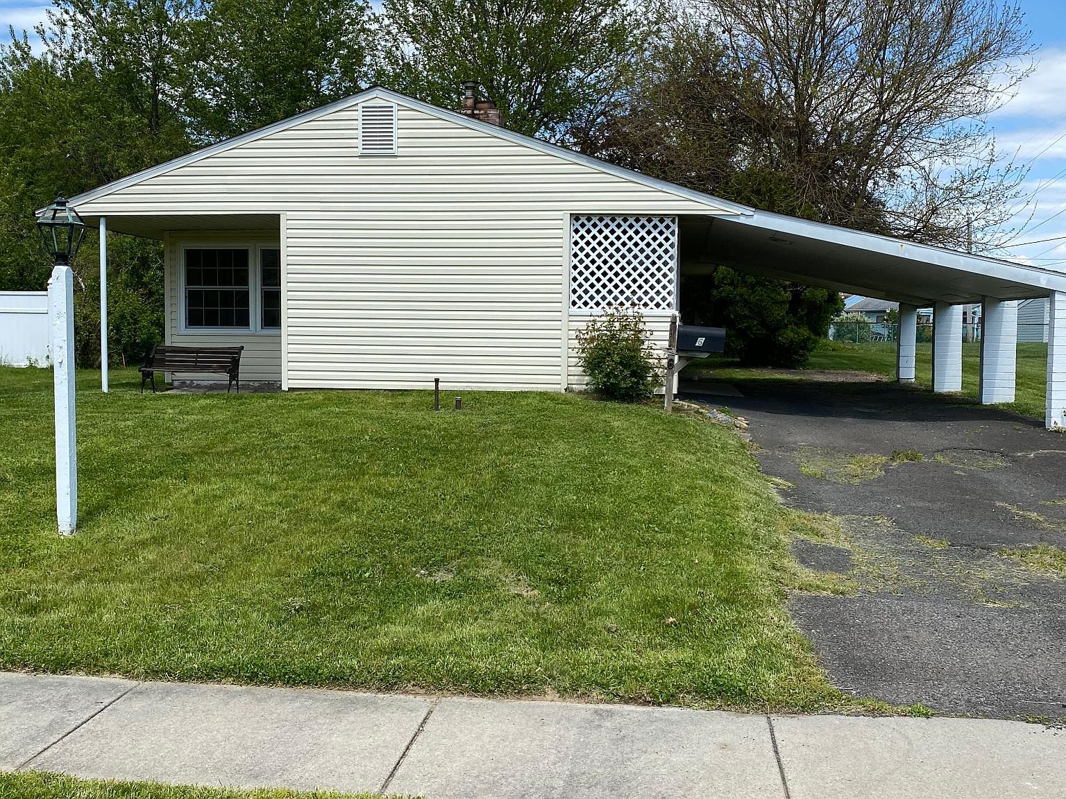 6 Lakeside Dr, Levittown, PA 19054 Zillow
