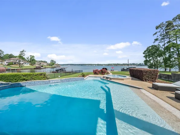18706 Grand Harbor Point, Montgomery, TX 77356