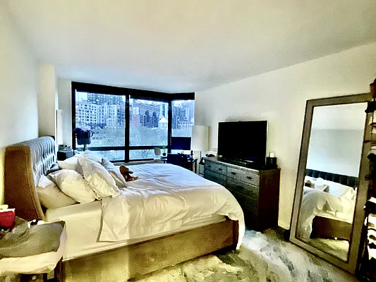 Rented by Compass | media 3