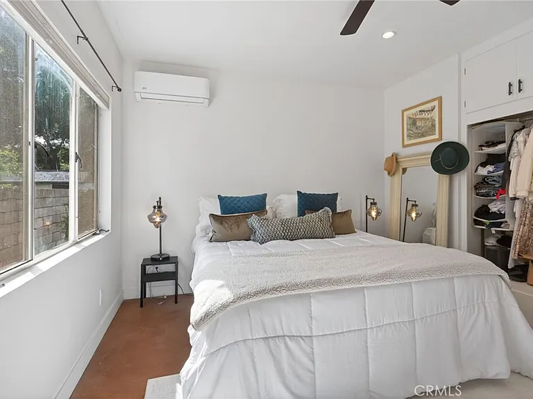 223 N Padre Juan Ave — Photo 27