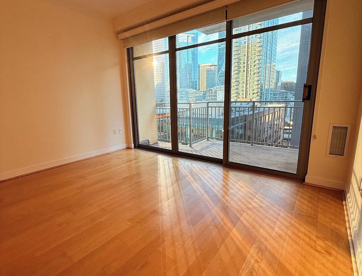 1 bed, 600 sqft, $3,800 — Photo 3