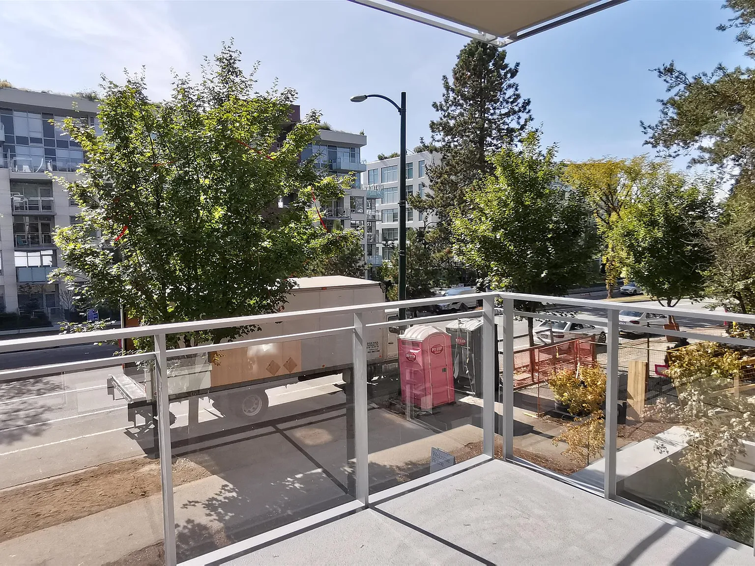 1 bed, 566 sqft, $2,500 — Photo 3