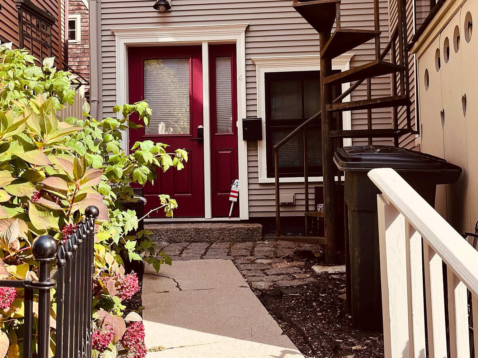 93 High St APT 4, Portsmouth, NH 03801 Zillow