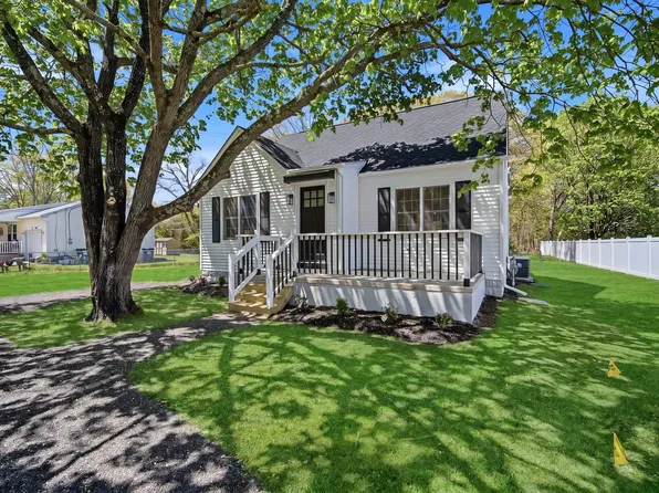 509 S Pitney Rd, Galloway, NJ 08205