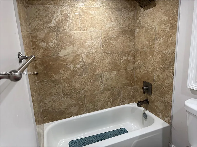 8325 Sunrise Lakes Blvd #103 — Photo 21