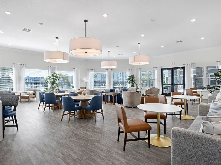 The Carlton at Robinson Gateway — Photo 22