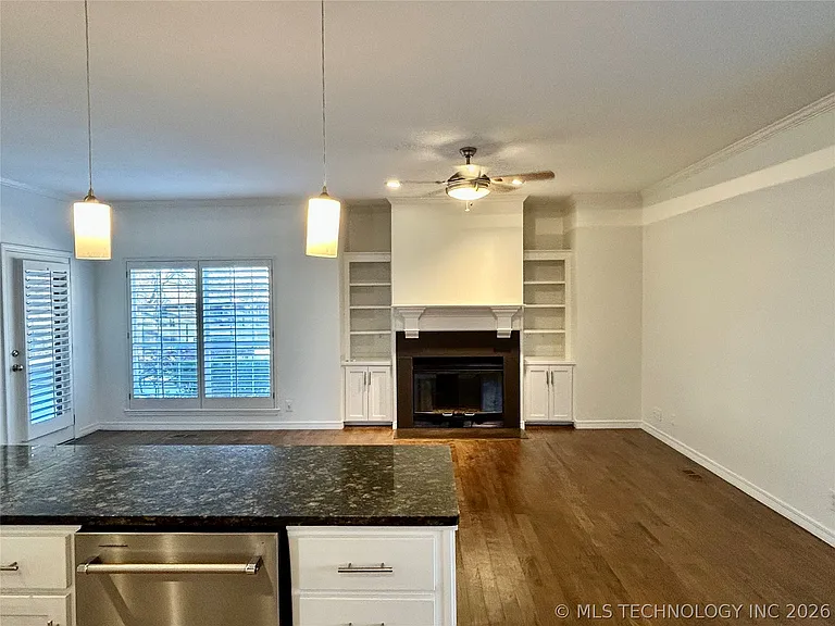 3712 S Orange Cir — Photo 10