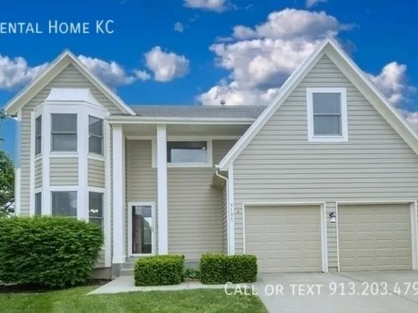 9105 W 132nd Ter, Overland Park, KS 66213
