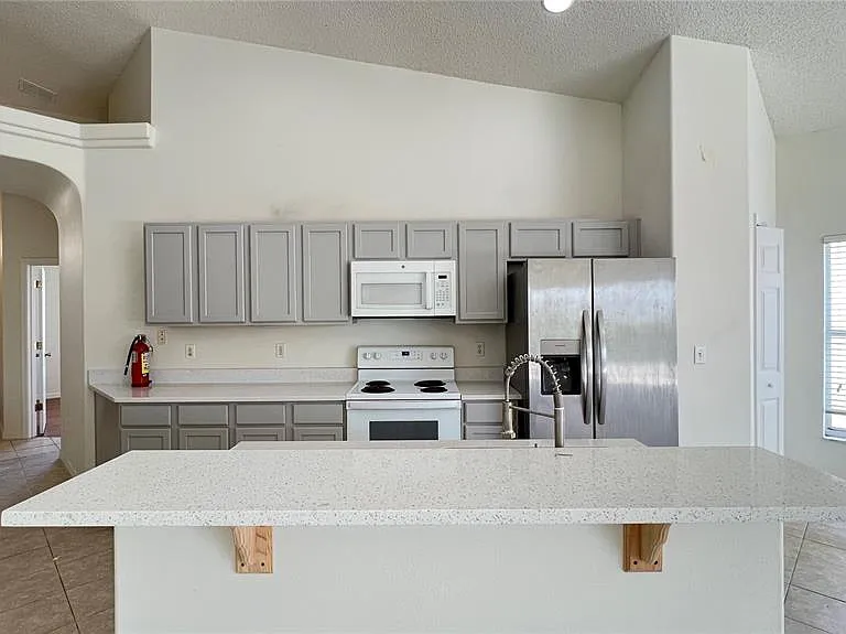 1934 Morning Star Dr — Photo 15
