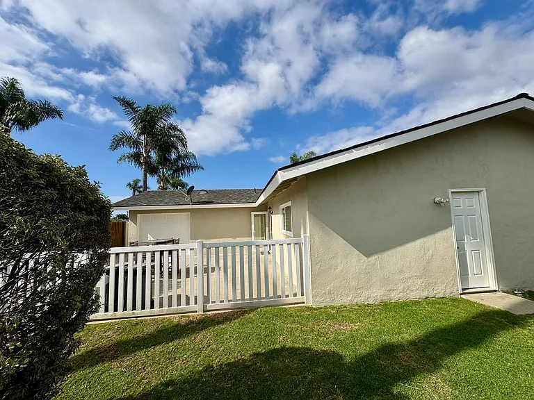 19282 Salmon Ln — Photo 18