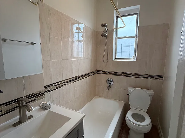 35-50 9th St #2R — Photo 11