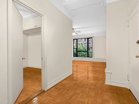 5th image of 140 W 79th St APT 3A