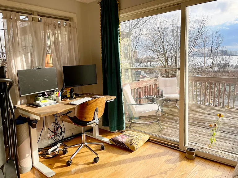 249 Webster St #2 — Photo 6