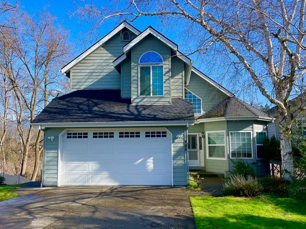 900 Mystic Dr, Grants Pass, OR 97527
