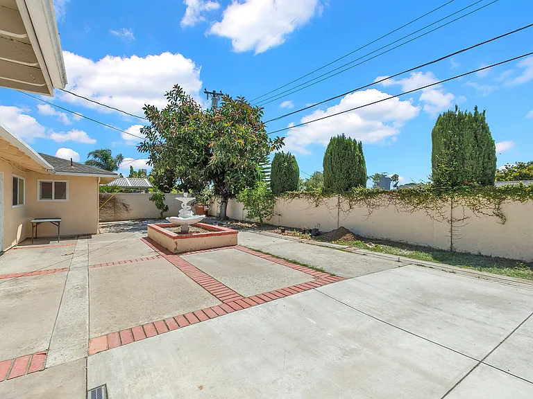 5091 Casa Oro Dr — Photo 18
