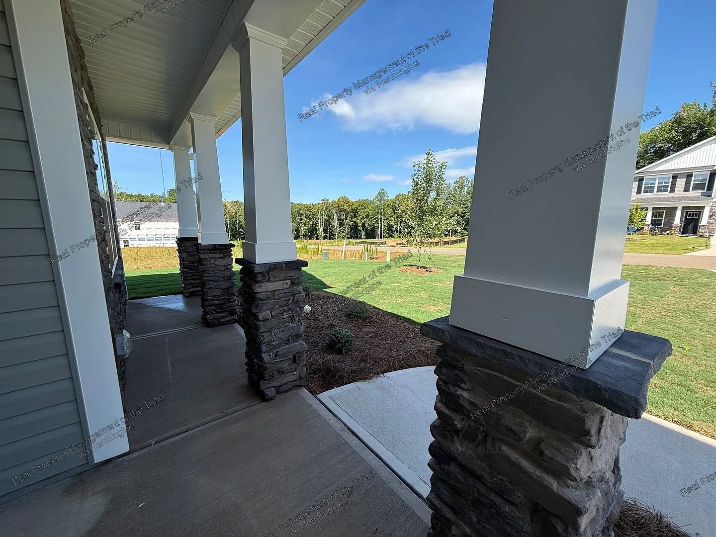 4 bed, 3.5 bath, 3100 sqft, $2,895 — Photo 3