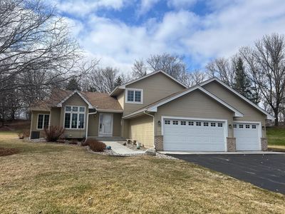 810 Ashley Ct, Chaska, MN, 55318