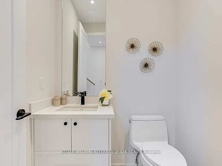 16 A Maple Ave N — Photo 18