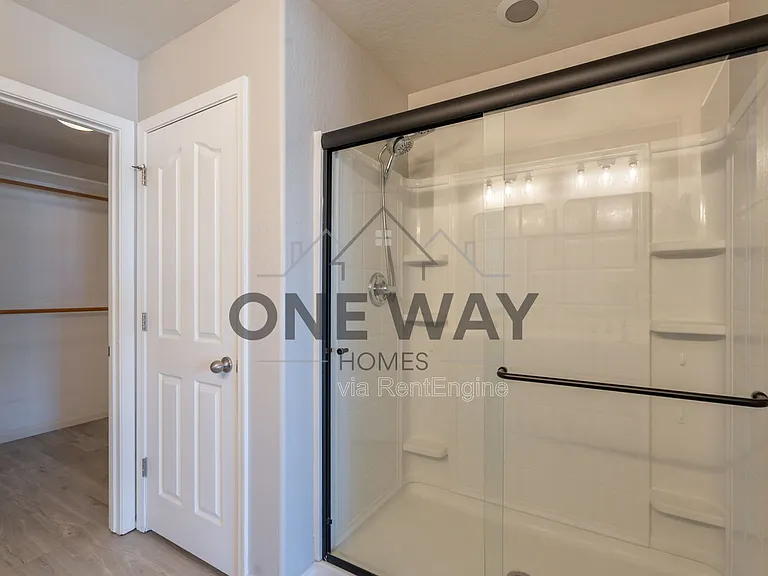 1057 S Deerfield Ln — Photo 32