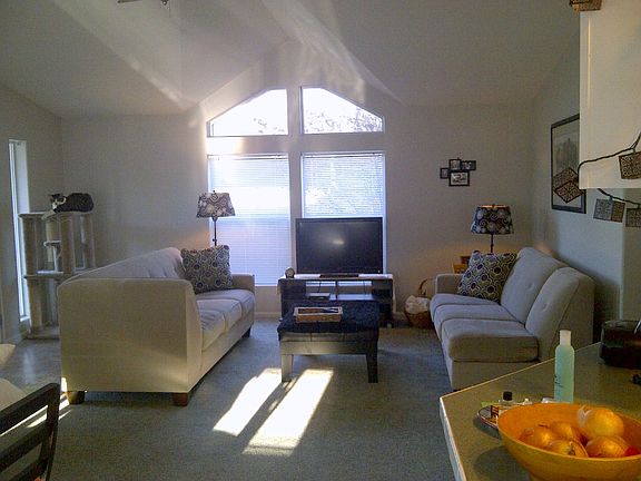 3rd image of 6057 Griffith Ave Space 47