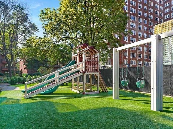 3rd image of 87-10 51st Ave APT 6U