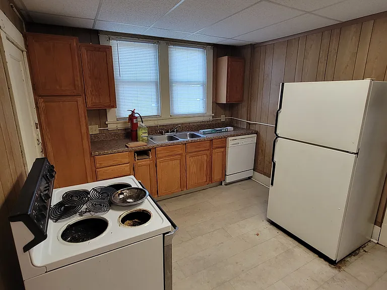 421 N 16th St #4 — Photo 7