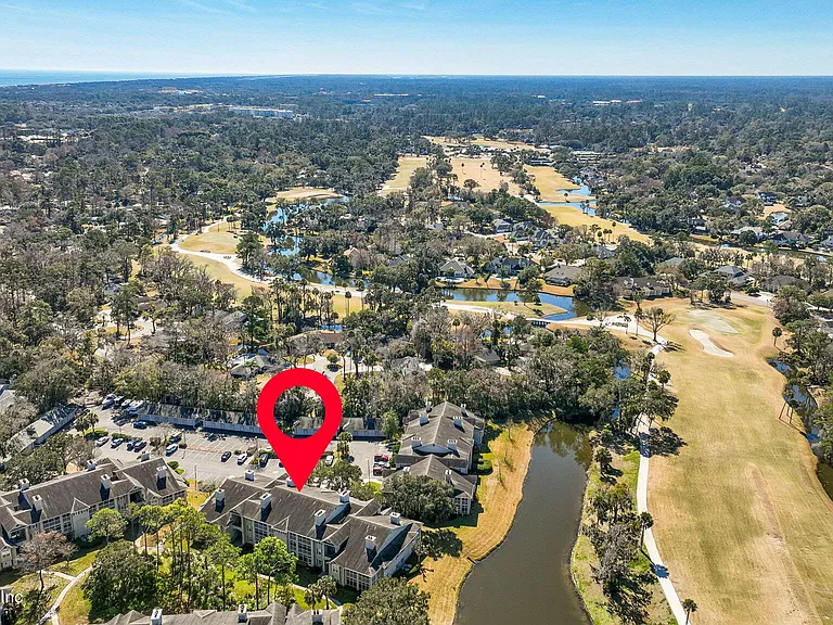 800 Ironwood Dr #834 — Photo 37