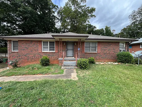 2081 Brewer Blvd SW Photo 1