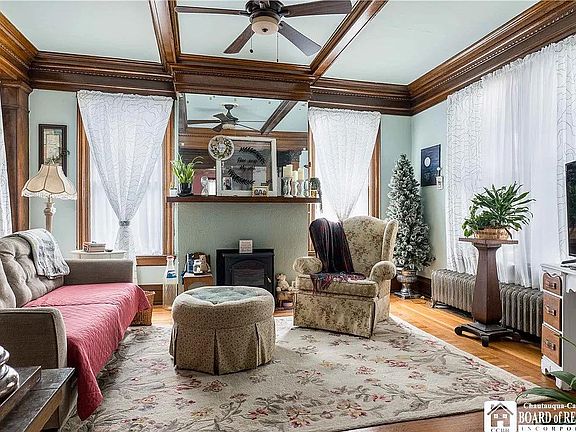 4th image of 349 Foote Ave #1