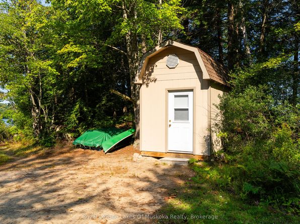 1025 McCabe Rd, Lake Of Bays, ON P0B 1A0