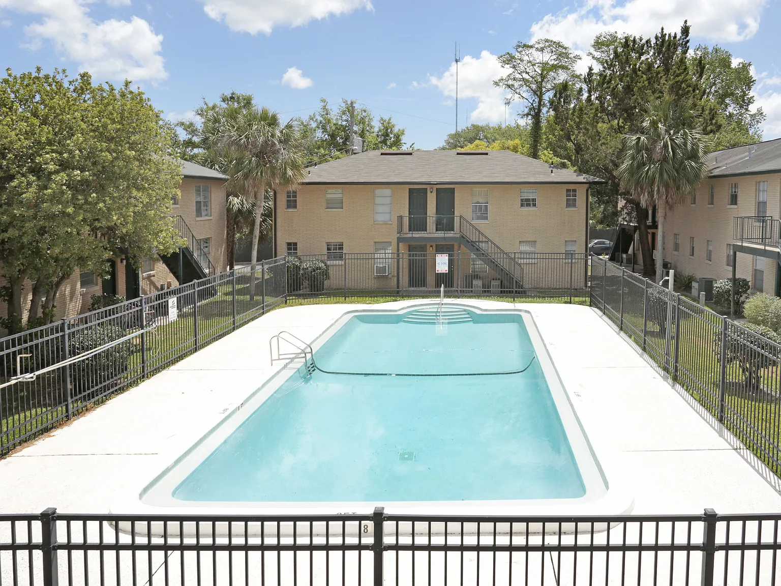 Park Place Apartments — Photo 4