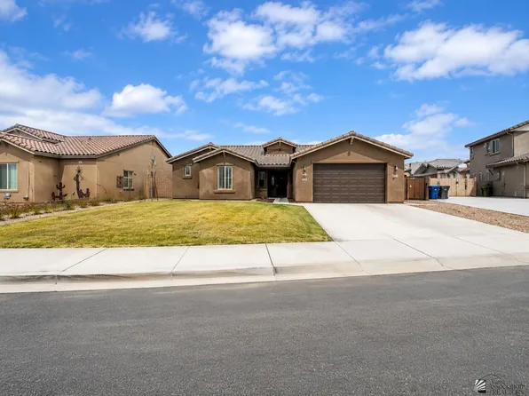 7827 E 37th St, Yuma, AZ 85365