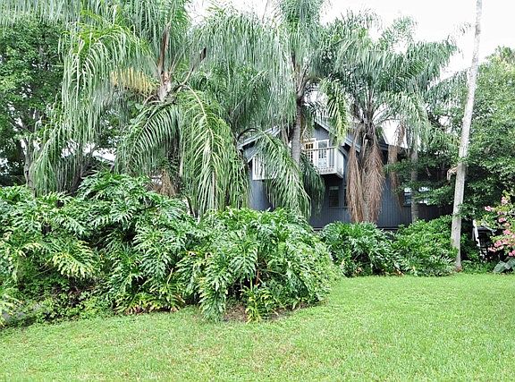 5th image of 8127 Bay Dr