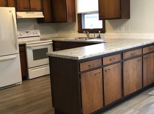 623 W Price St, Eldridge, IA
