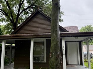1610 SW Clay St, Topeka, KS 66604