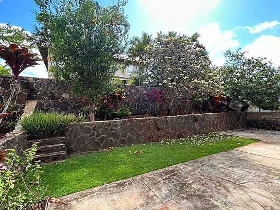 4th image of 94-473 Ohapali St