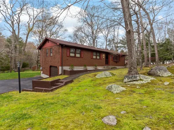 75 Liberty Church Rd, Exeter, RI 02822