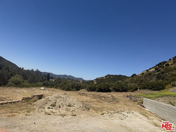 5th image of 2116 Stunt Rd