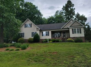 1670 Wellington Ave, Newton, NC 28658