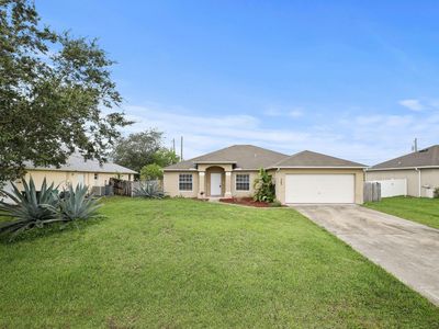 565 SW Undallo Road, Port Saint Lucie, FL, 34953