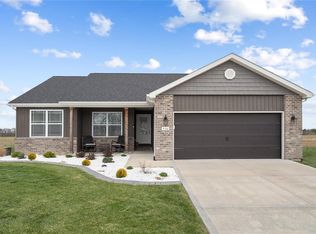 436 Foxtail Dr, Freeburg, IL 62243