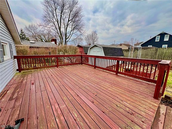 5th image of 325 McKinley Ave NW