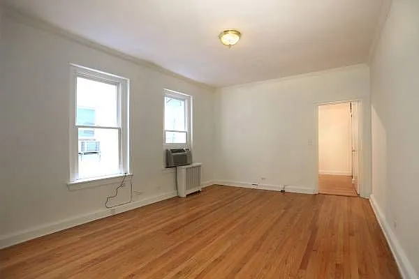 Rented by Manhattan Skyline | media 4