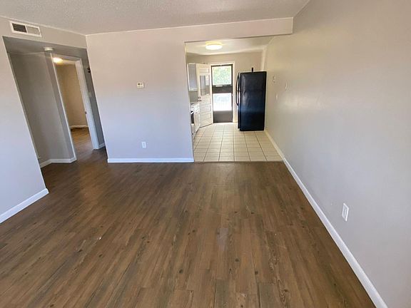 3rd image of 1119 Rosemary St APT 1