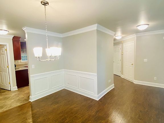 4th image of 10624 Mountain Springs Dr