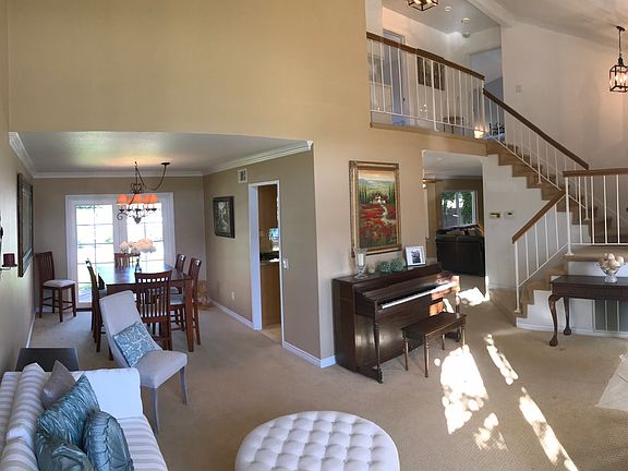 2nd image of 15529 Skyline Ct